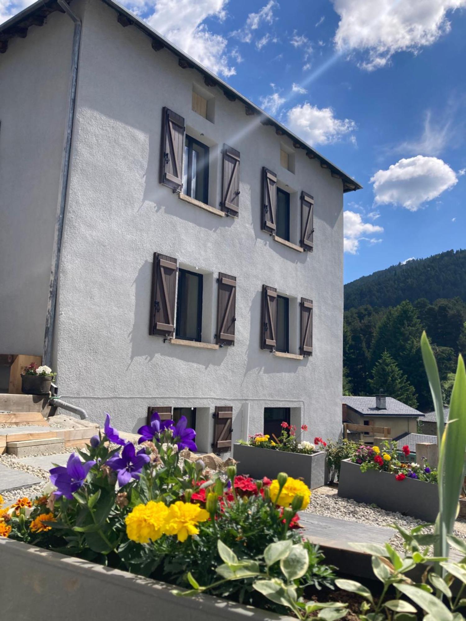 Maison Canelle Le Clos Des Ours Matemale Dış mekan fotoğraf